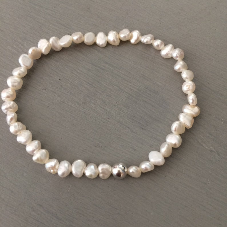 Purity Pearl Bracelet