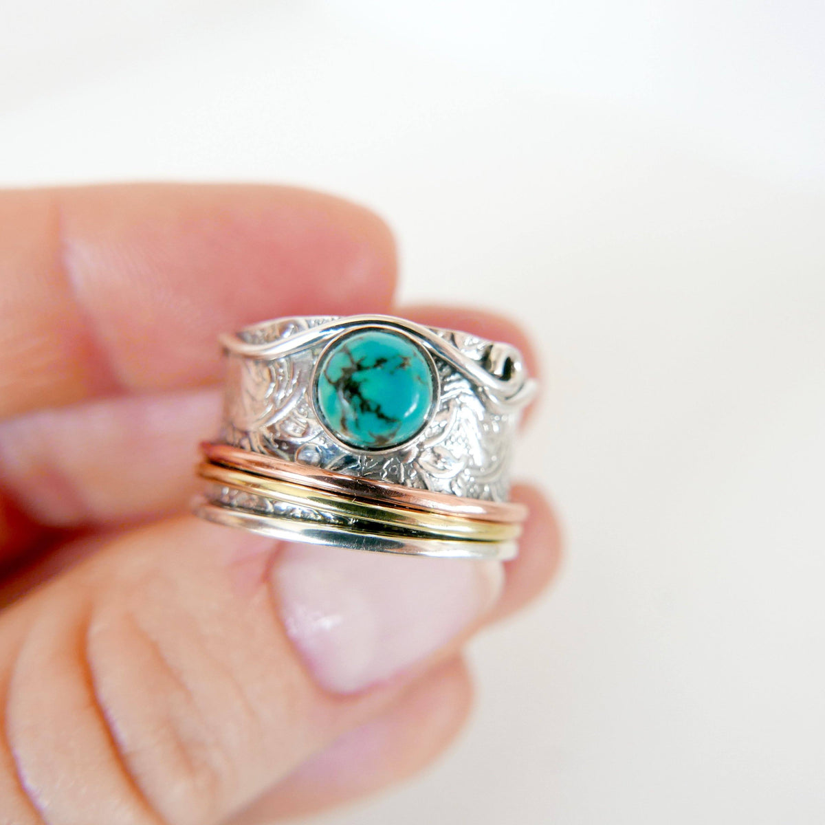 Turquoise Spinner Ring - MeraKalpa Malas